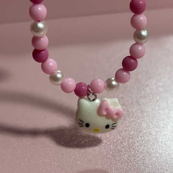 Hello Kitty Pink and White Charm Bracelet - Picture 4 of 4